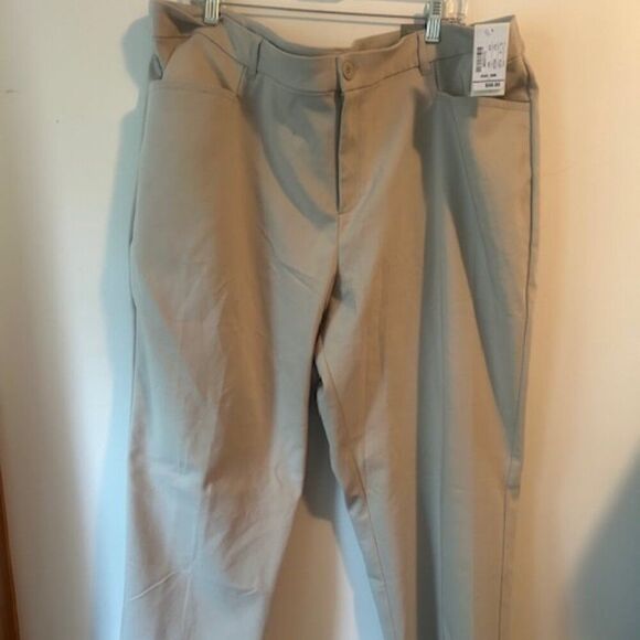 CJ Banks Cream Uptown Classic Fit straight leg trousers, size 24W - Picture 1 of 4